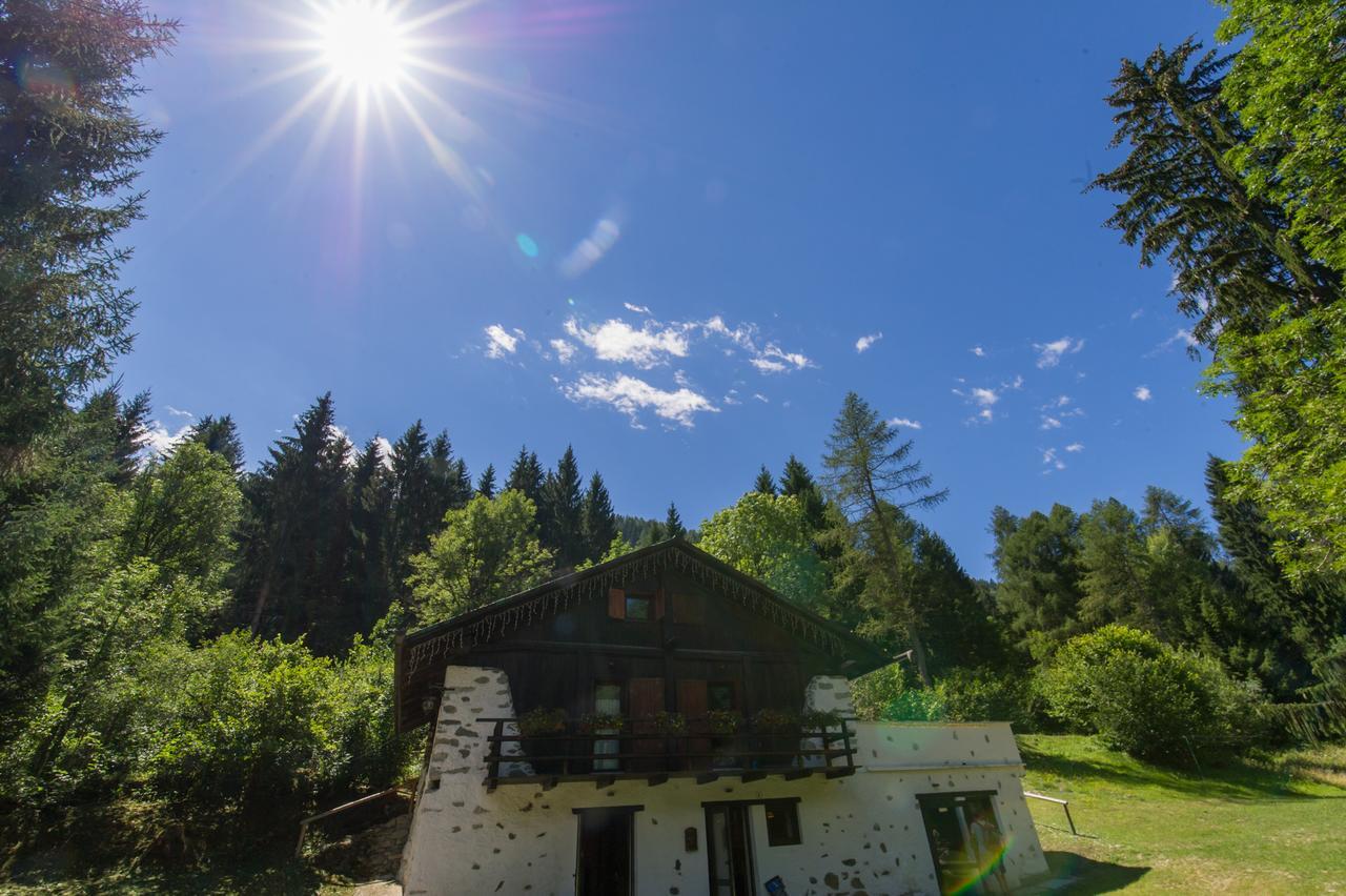 B/B La Locanda Delle Pulci Mezzana  Εξωτερικό φωτογραφία